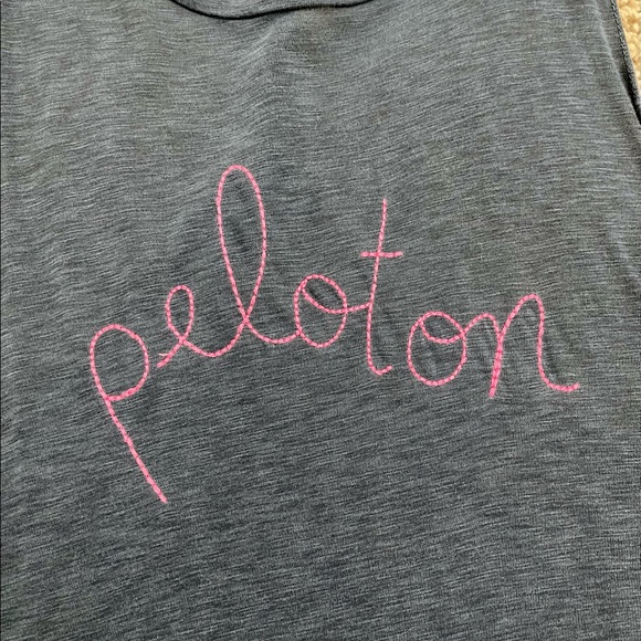 Peloton Embroidered Tank M - Picture 3 of 6